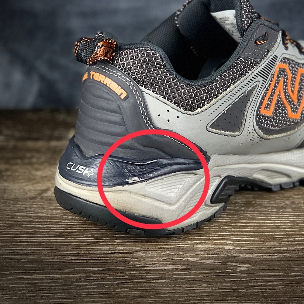 SOLD New Balance 481v3 Trail Running Shoes - Picture 5 of 8